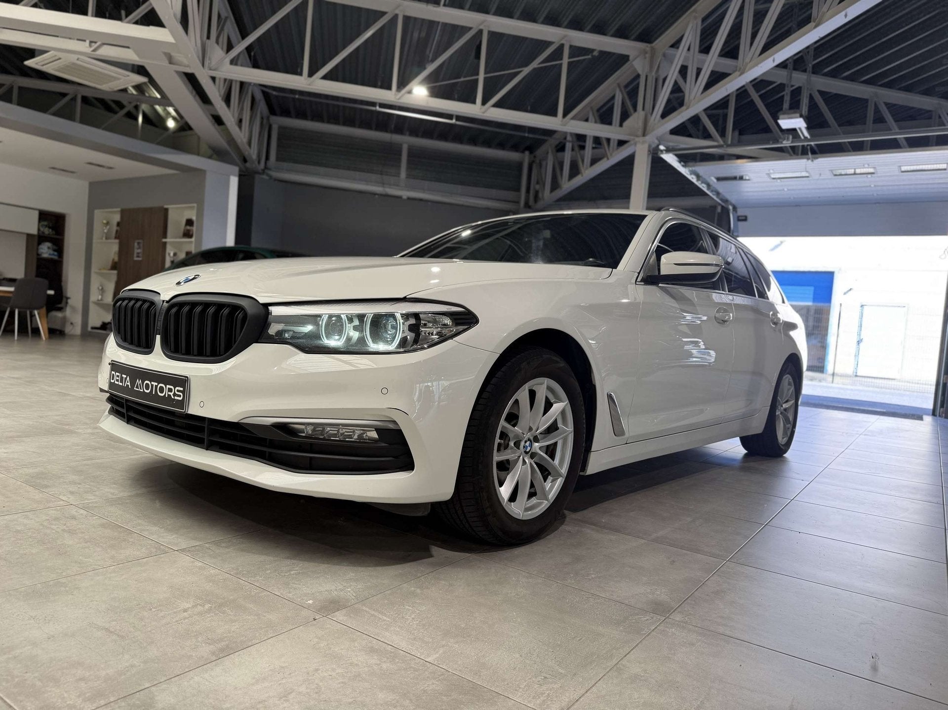 BMW 520 520d Touring Aut. Navi Pro LED -2018, Automaat, Euro 6, 5 deurs, 140 kW
