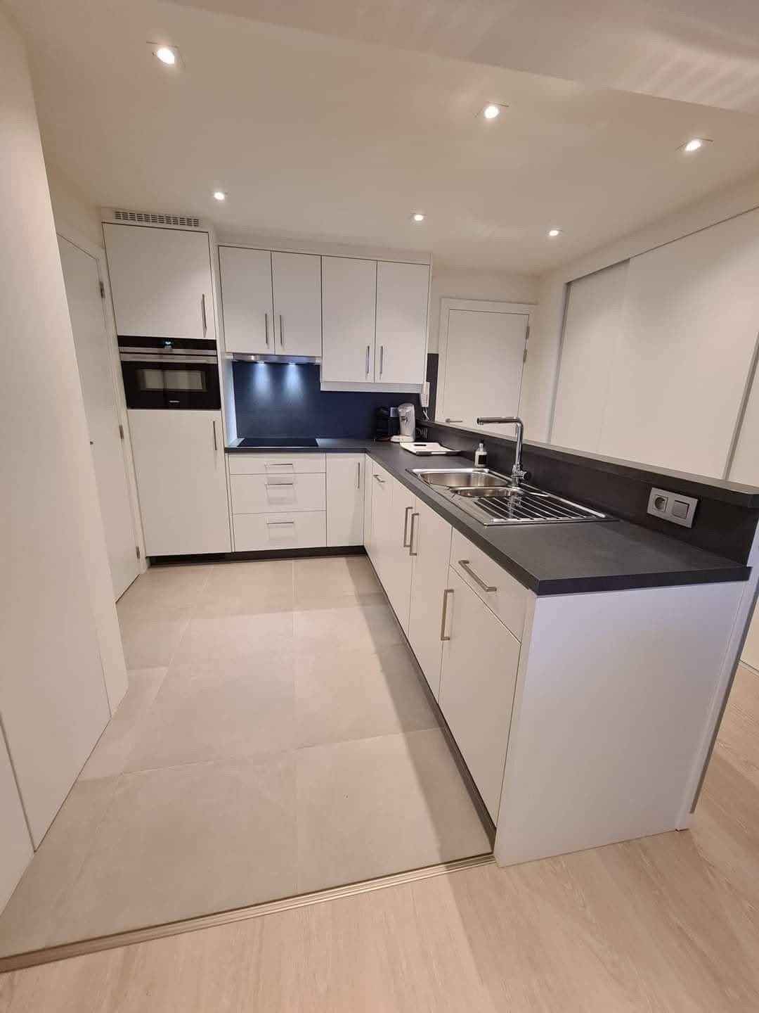 Vakantieverhuur Studio_zeedijk_Middelkerke, Vakantie, Eigenaar, Appartement, Aan zee
