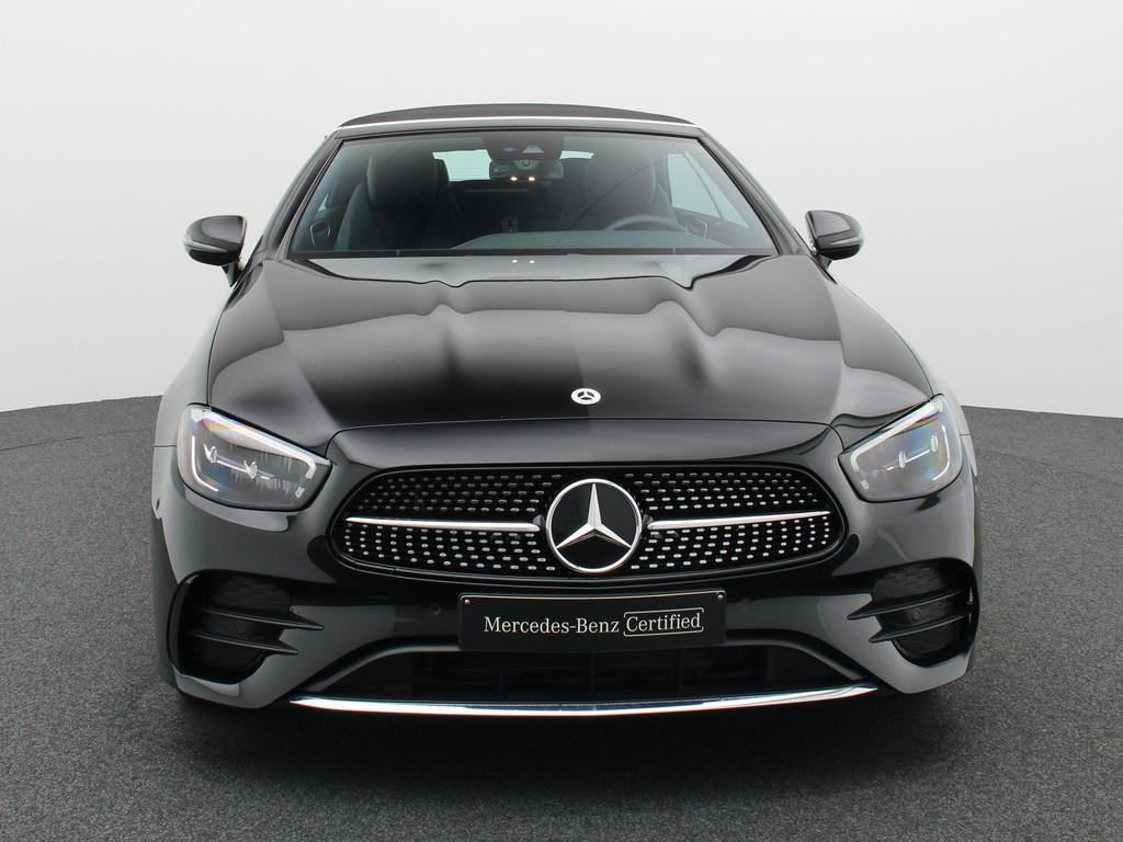 Mercedes-Benz E 300 AMG Line Cabrio + AIR BODY CONTROL + LED, Auto's, Automaat, Achterwielaandrijving, Gebruikt, 4 cilinders