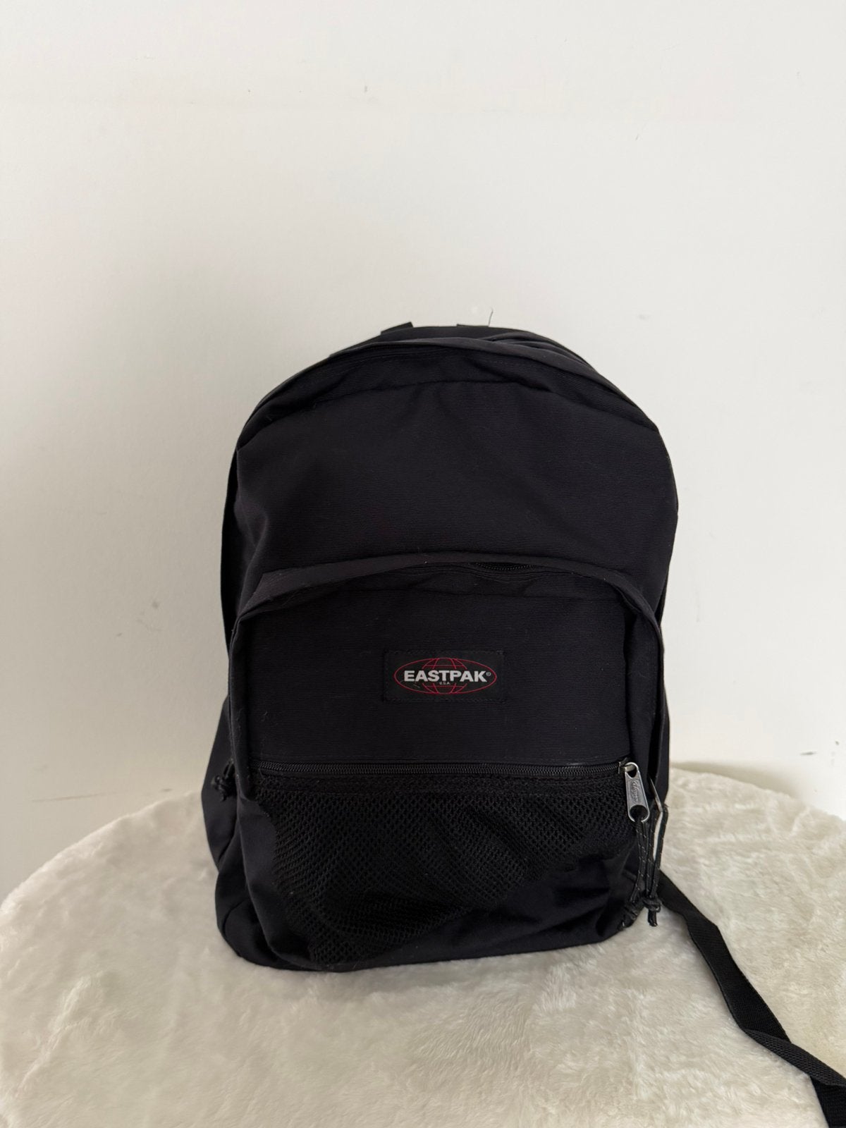 Boekentas eastpak, Handtassen en Accessoires, Tassen | Rugtassen, Ophalen, Zo goed als nieuw, 40 cm of meer, Eastpak