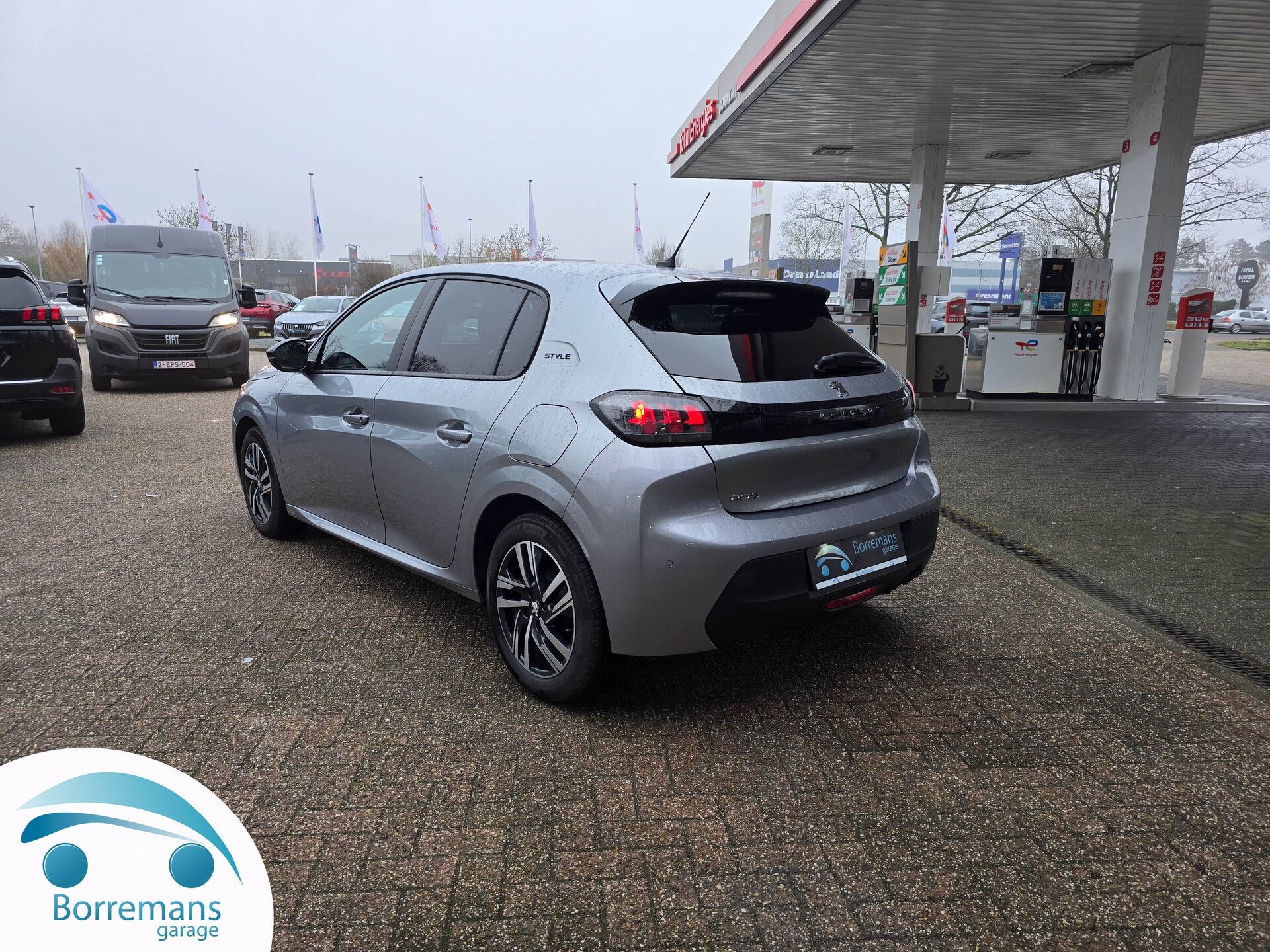 Peugeot 208 STYLE Carplay/Parkeersensoren/Lane Assist/Cruis, Auto's, Peugeot, 0 kg, 75 pk, 0 kg, USB