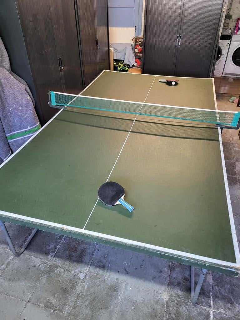 Table de Ping-pong, Enlèvement