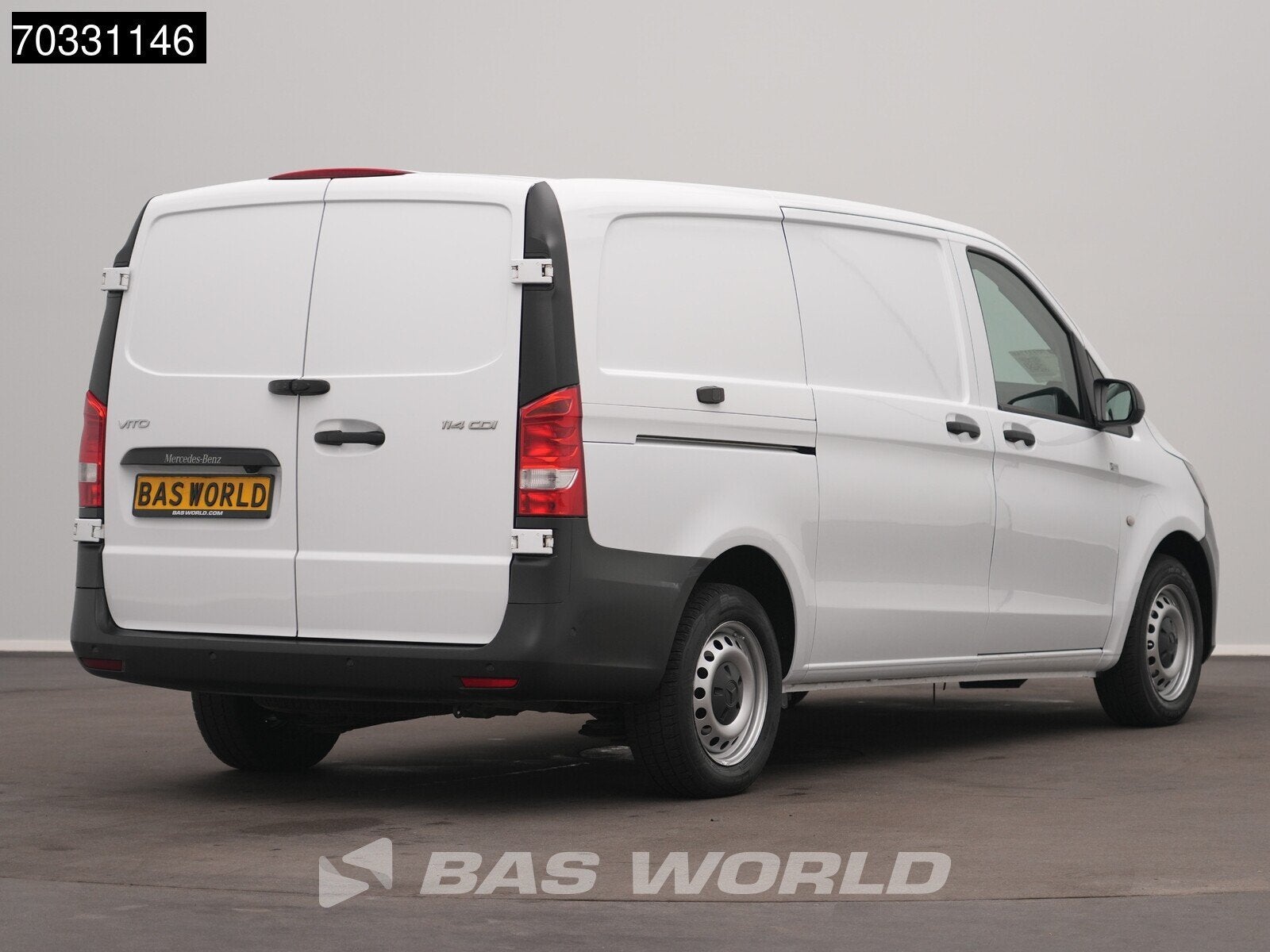 Mercedes Vito 114 Automaat L2H1 Airco Cruise Camera Parkeers, Autos, Achat, Euro 6, Entreprise, 3 places