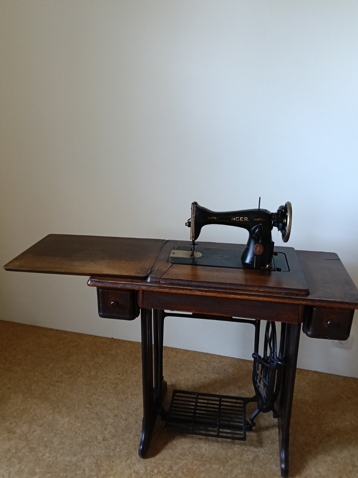 Antieke Singer naaimachine, Antiek en Kunst, Ophalen