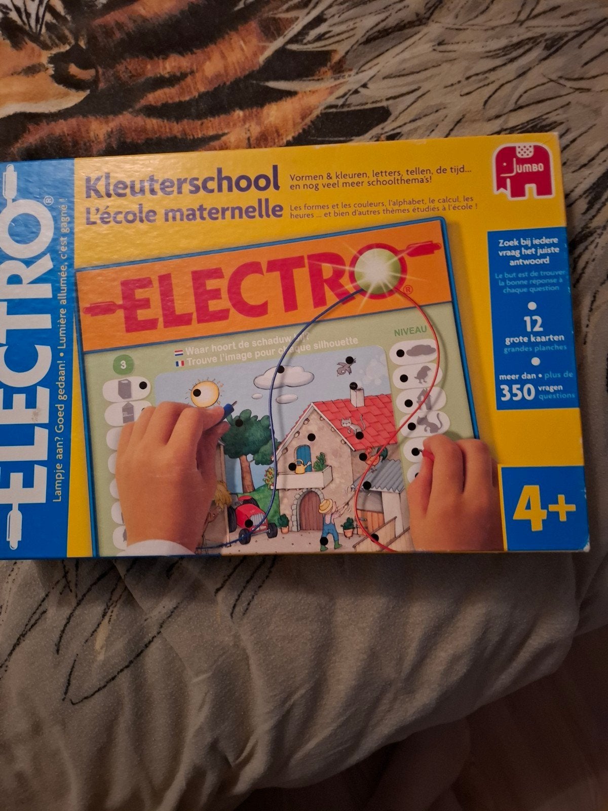 Electro  kleuterschool, Ophalen