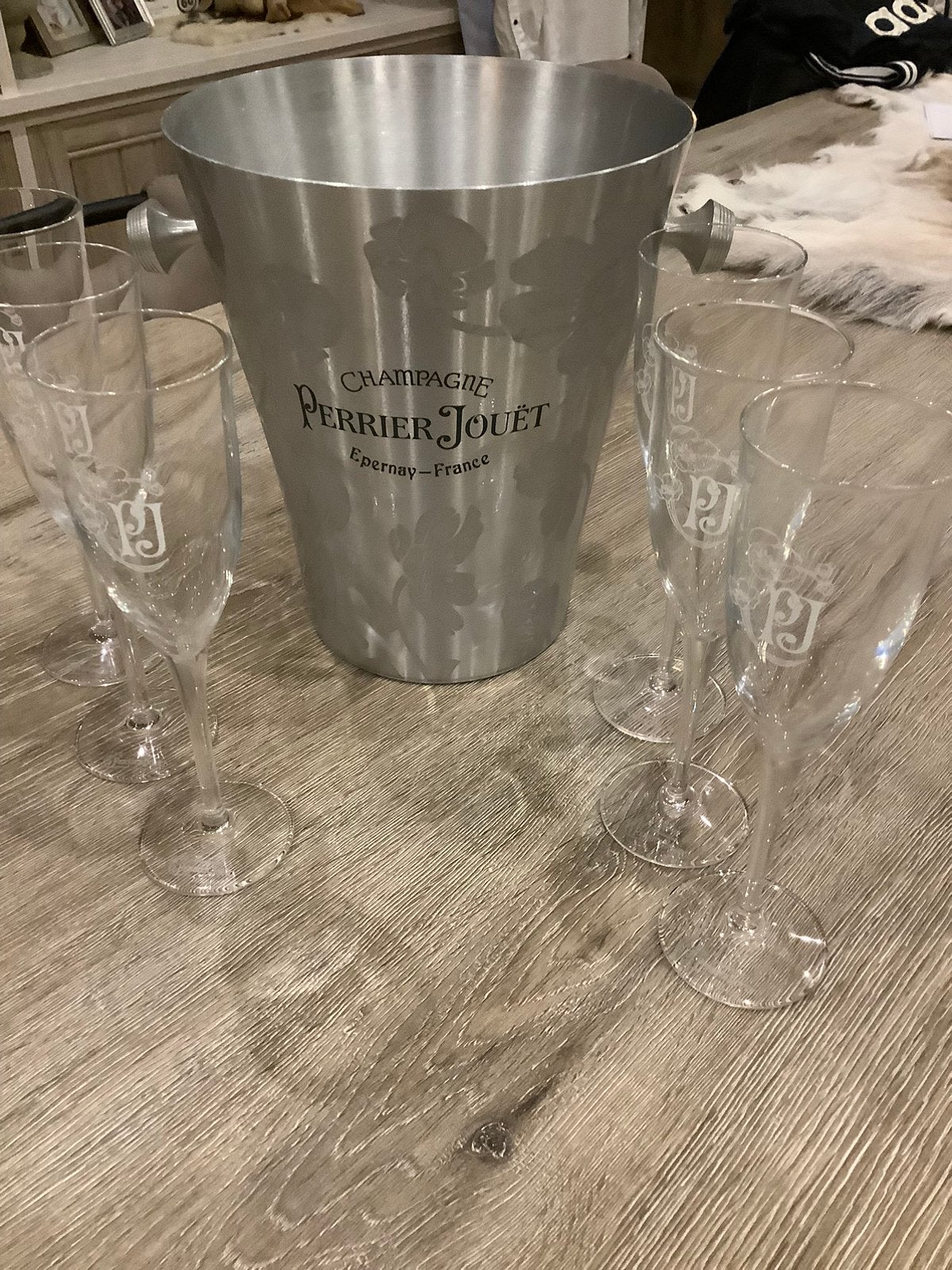 Perrier jouet glazen, Ophalen, Zo goed als nieuw