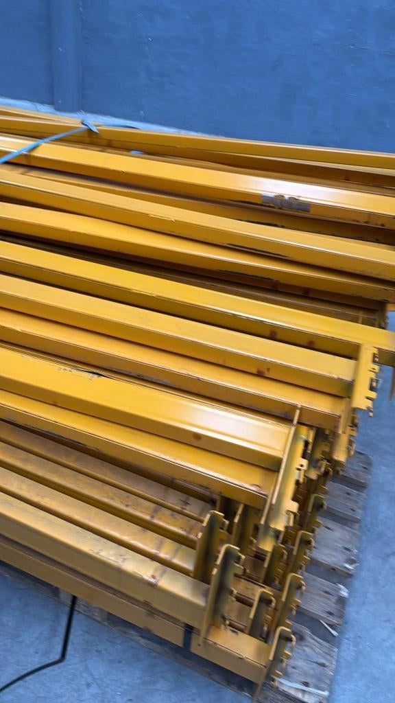 Rack à pallette, Enlèvement