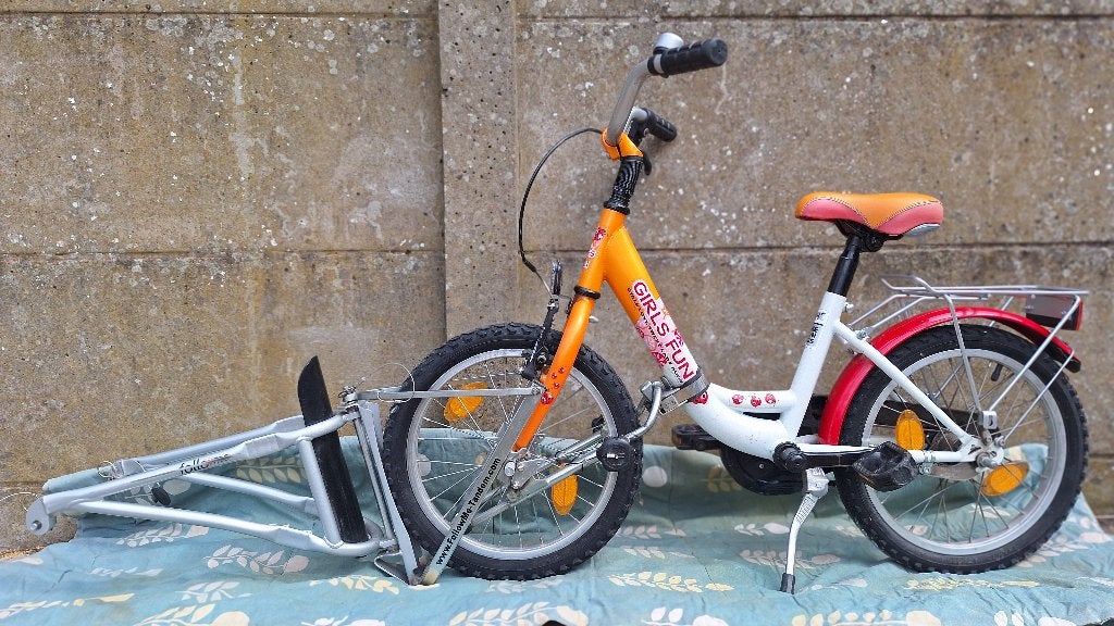 Follow Me + kinderfiets, Fietsen en Brommers, Ophalen, Gebruikt, Minder dan 20 kg, Opvouwbaar