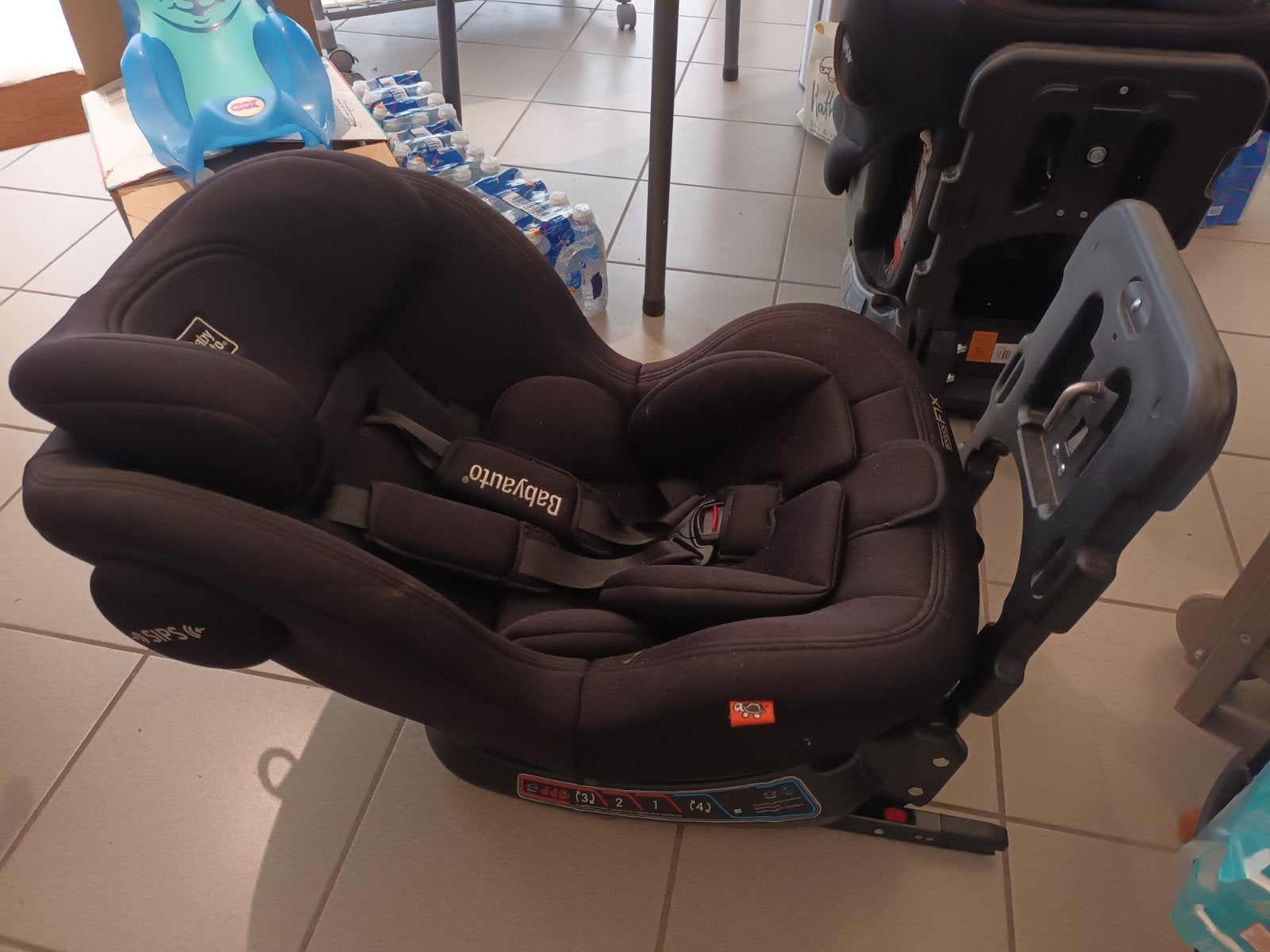 Autostoel BabyAuto Biro, Verstelbare rugleuning, Zo goed als nieuw, Isofix, Ophalen