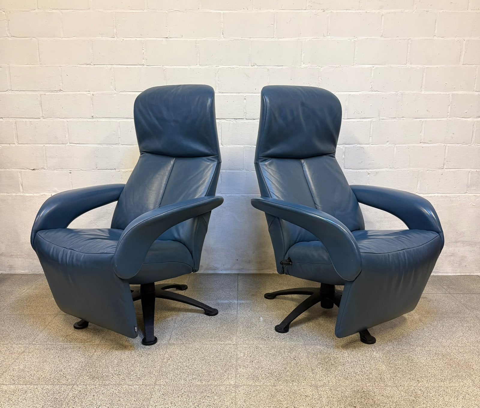 Design Fauteuil JORI | Symphony | Blauw Leder Super Comfort, Huis en Inrichting, Ophalen, Zo goed als nieuw