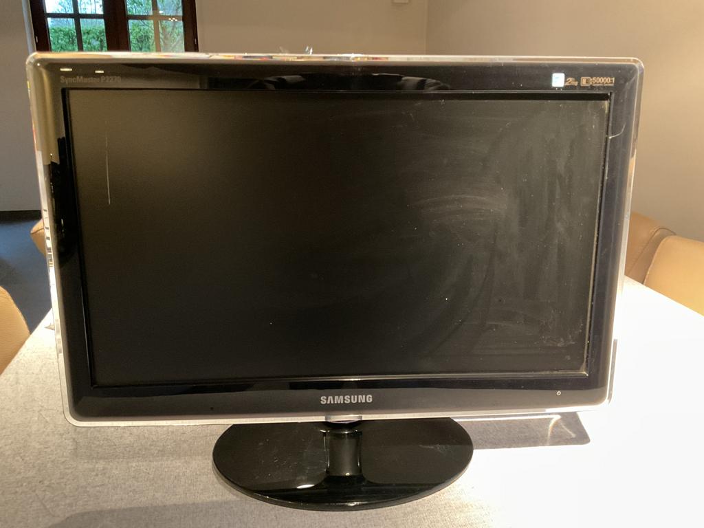 Samsung p2270 monitor, Computers en Software, Ophalen, Full HD, Zo goed als nieuw, 1 tot 2 ms