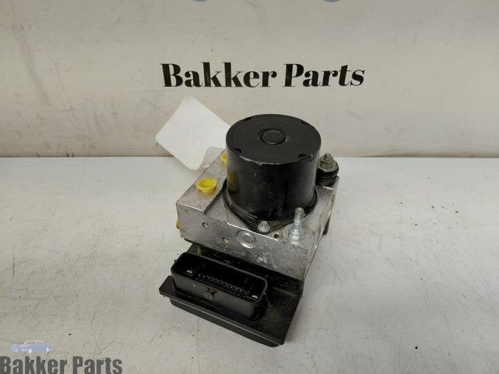 ABS Pomp van een Volkswagen Polo, Gebruikt, -, Volkswagen, -