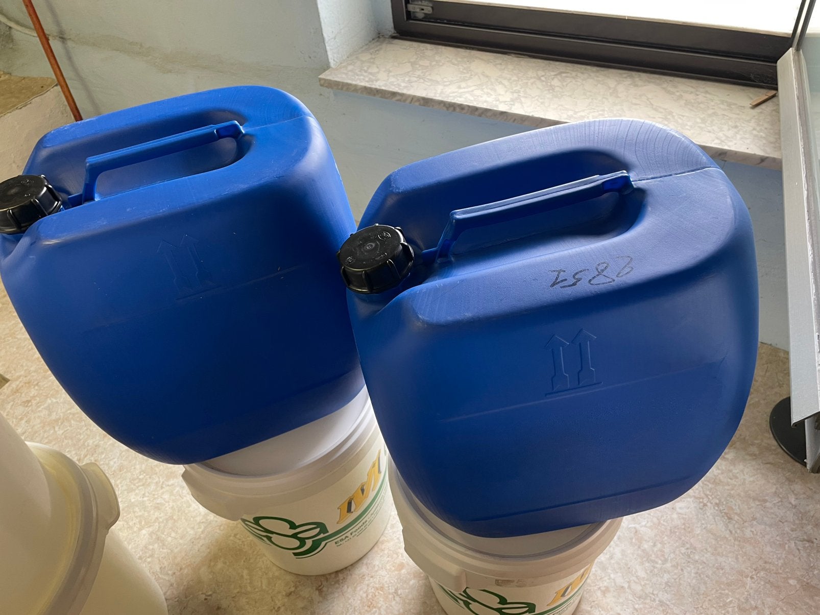 Twee  Bidons, Ophalen, Overige typen
