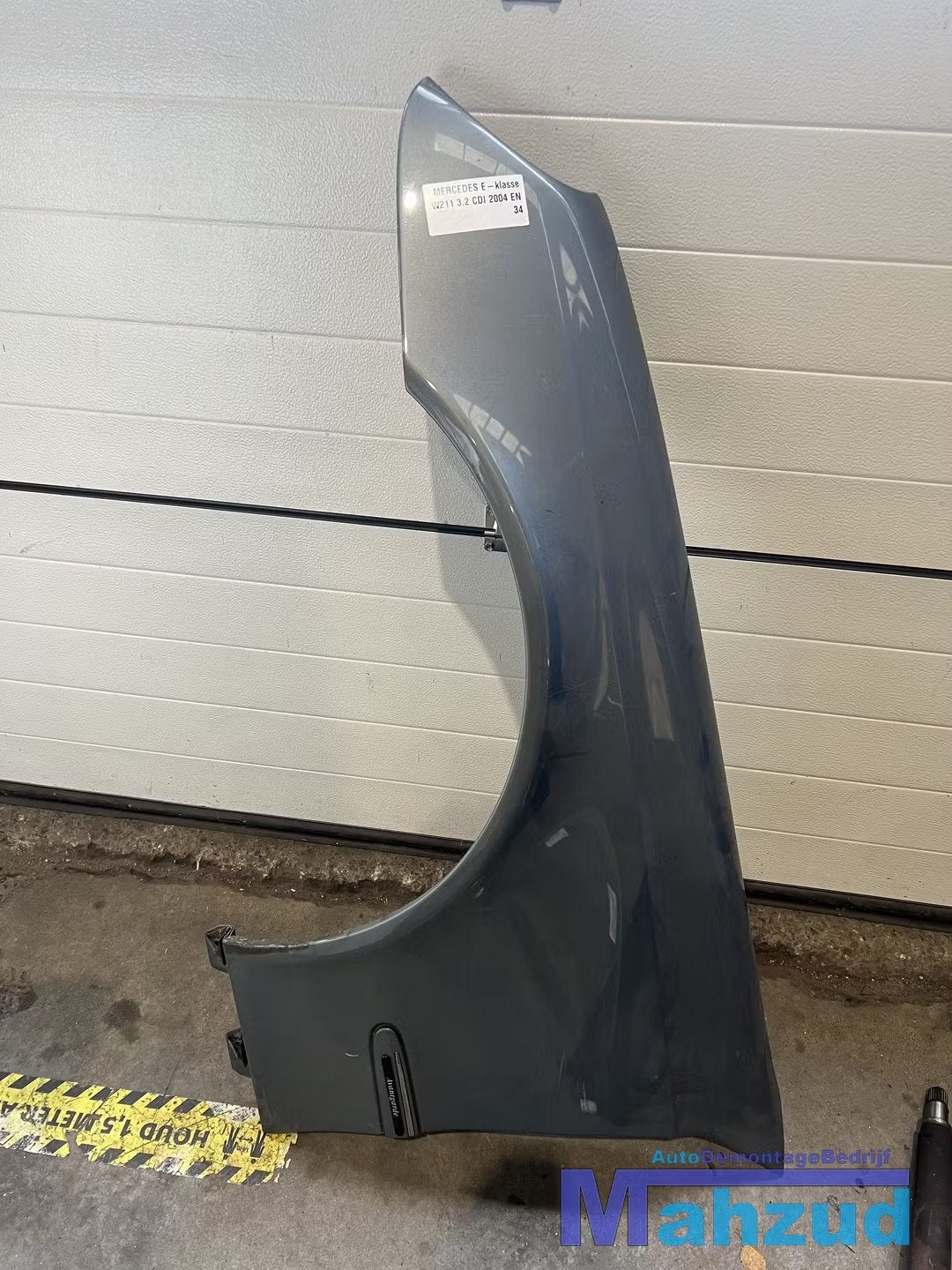 MERCEDES E KLASSE W211 C747 Links voorscherm, Autos : Pièces & Accessoires, Mercedes-Benz AG, Mercedes-Benz, Utilisé, Mercedesstrasse 120
70372  Stuttgart, DE