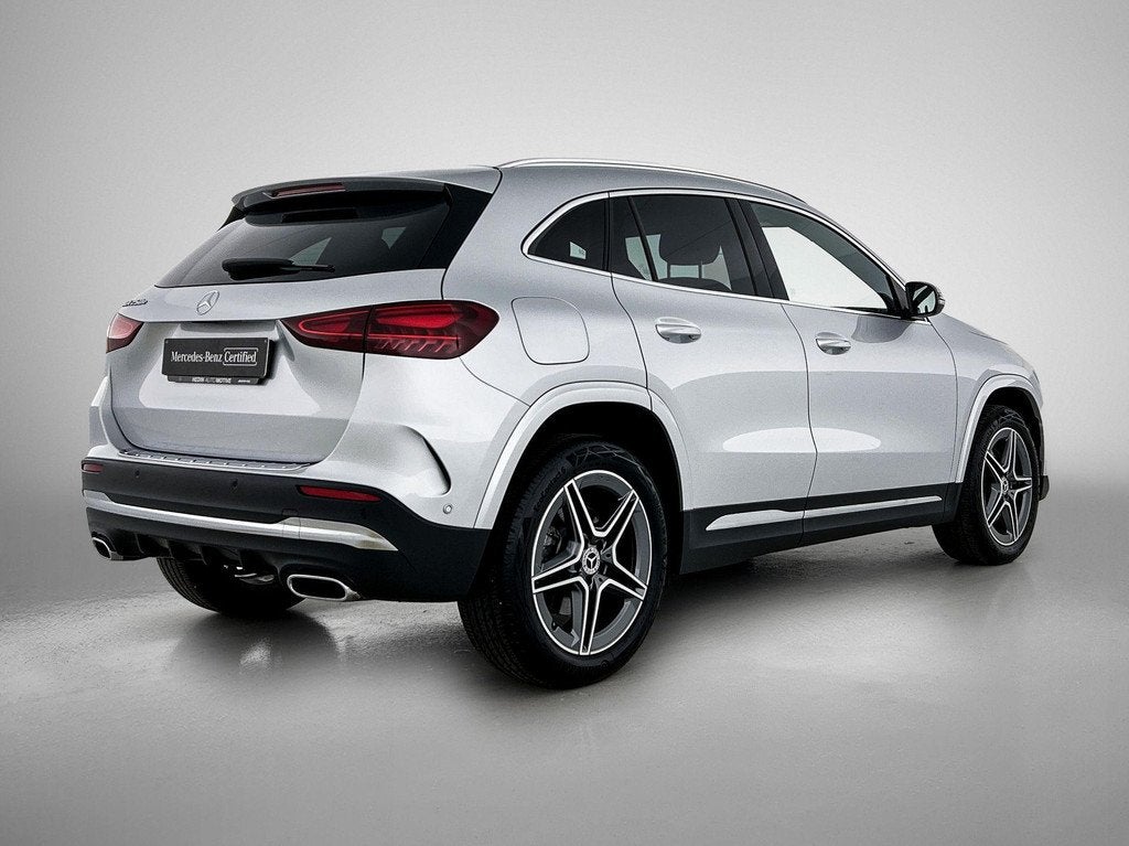 Mercedes-Benz GLA-klasse 250 e AMG Line | Verwarmde Zetels |, 1800 kg, Entreprise, 16 kWh, 5 places