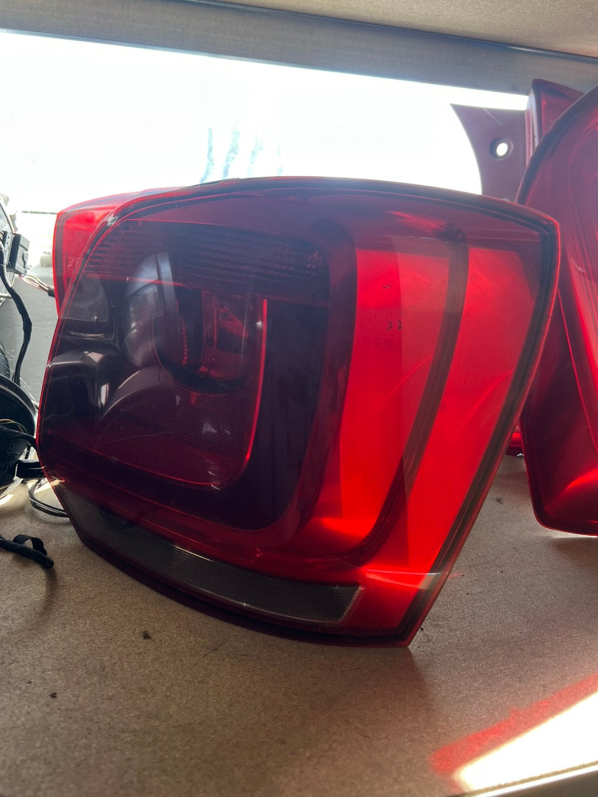 Vw polo 6r phare arrière, Autos : Pièces & Accessoires, Enlèvement