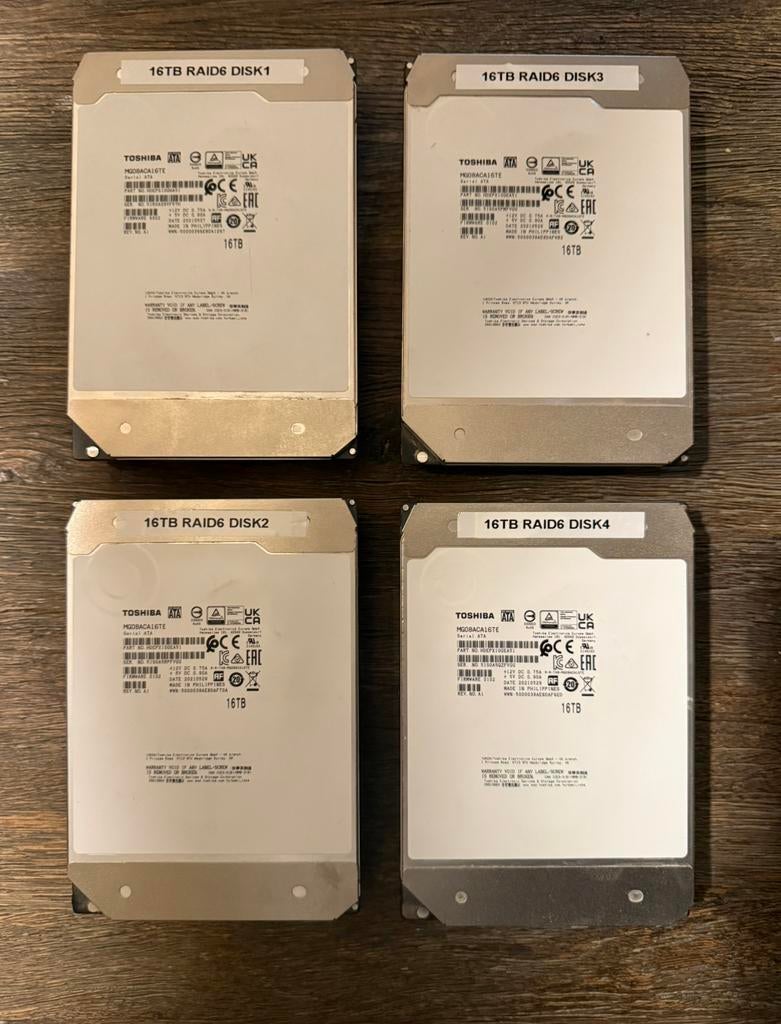 4 Disques durs 16TB Toshiba Entreprise (64TB au total), Informatique & Logiciels, Enlèvement, Comme neuf, NAS