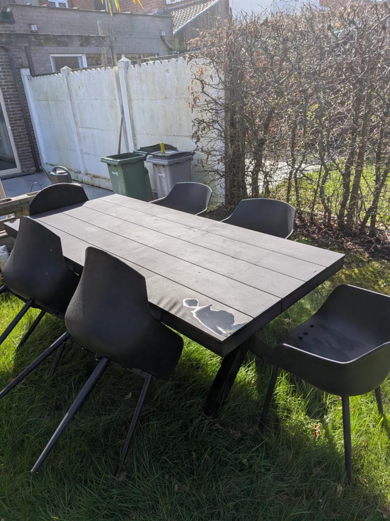 Mooie zwarte tuintafel voor 6 personen, Ophalen