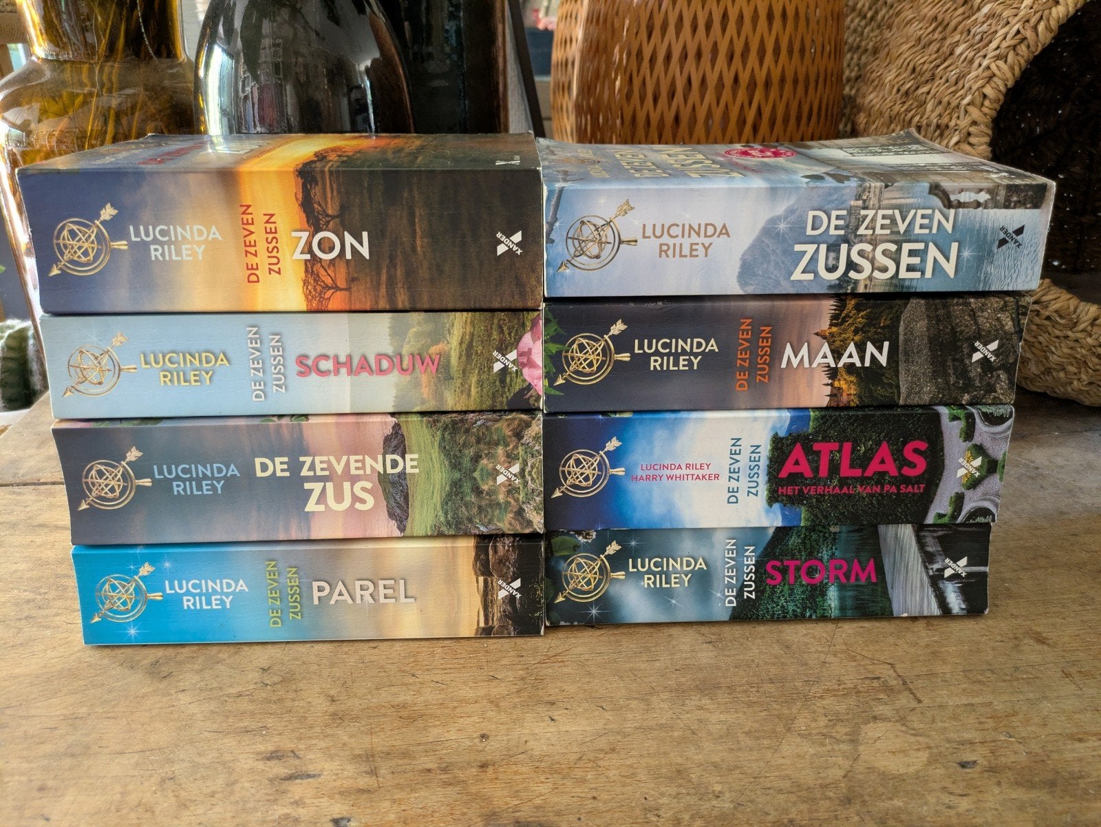 Complete boekenreeks De Zeven zussen / Lucinda Riley, Boeken, Ophalen, Gelezen, Lucinda Riley