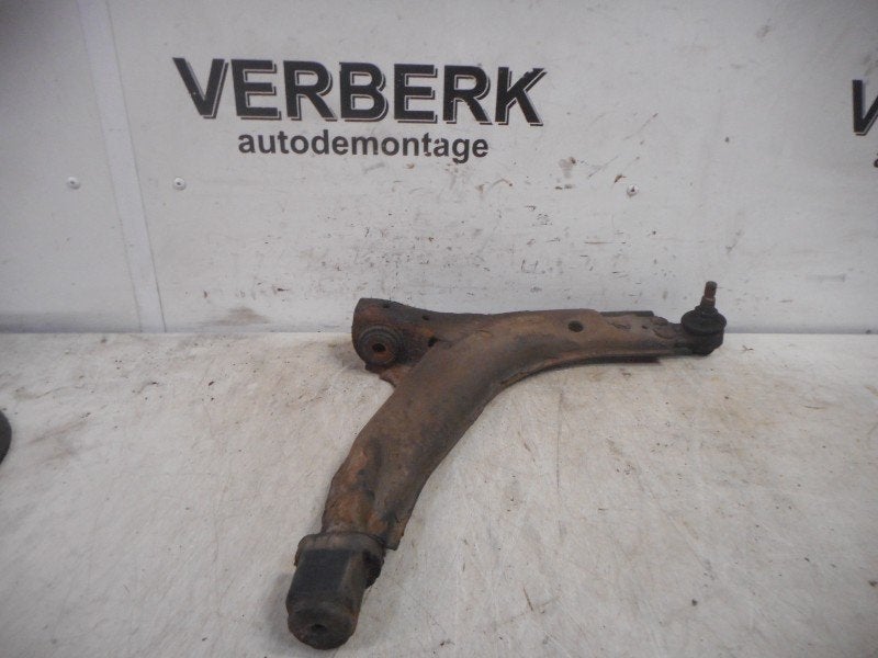 BRAS DE SUSPENSION AVANT DROIT (TRIANGLE) Opel, Opel, Opel Automobile GmbH, Utilisé, Kontakt-opel@opel.com