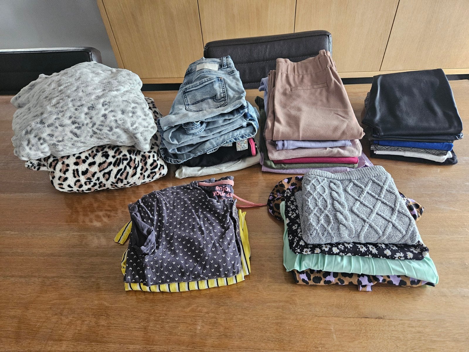 Groot meisjes kledingpakket, Enlèvement ou Envoi, Utilisé, Taille 134