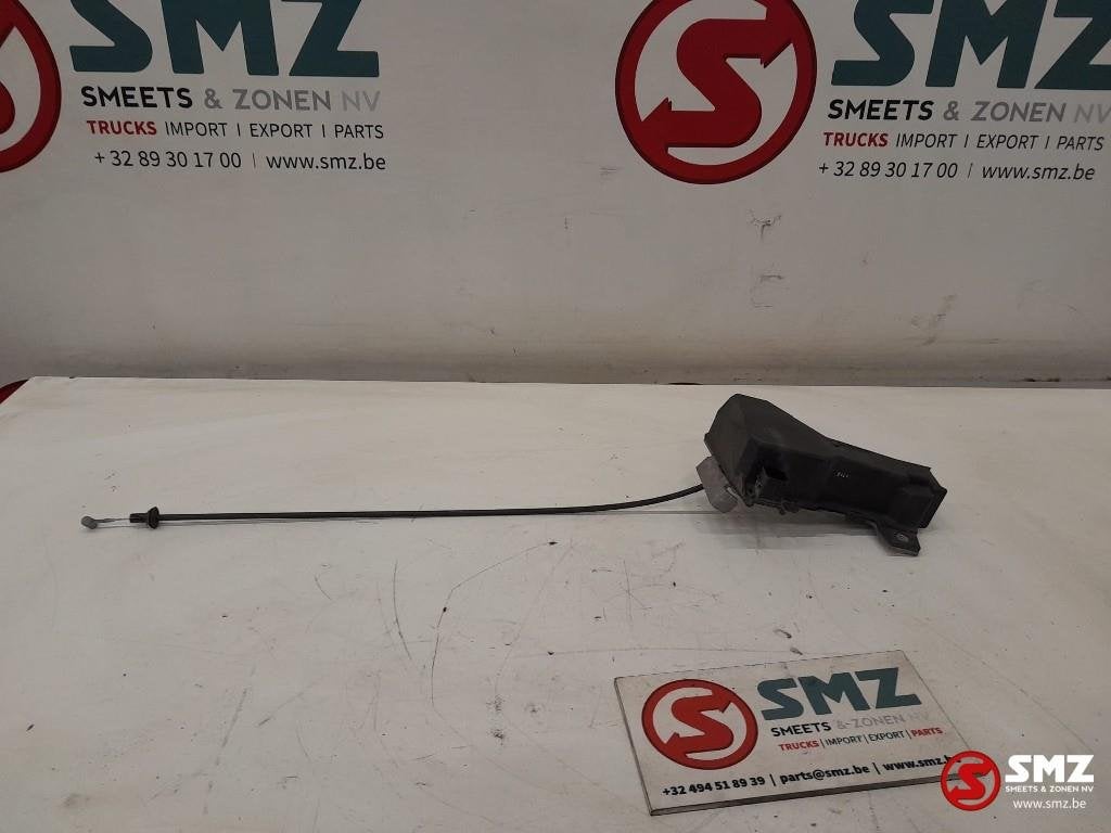 Occ Serrure de calandre Volvo, Autos : Pièces & Accessoires, Utilisé, Volvo, Carrosserie et Tôlerie