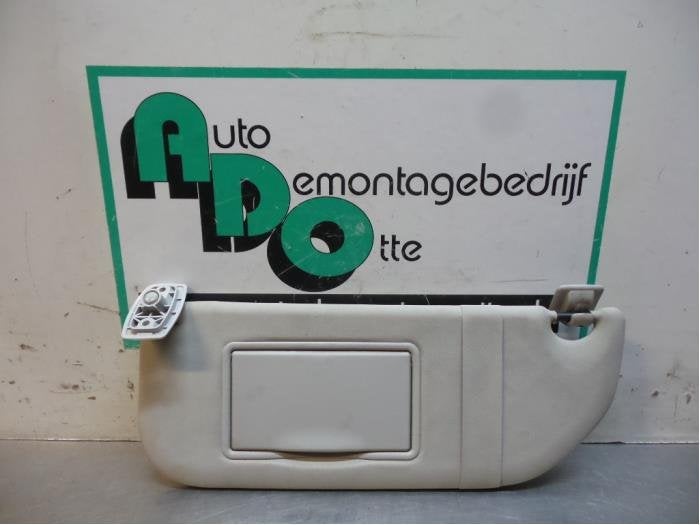 Zonneklep van een Peugeot 107 (107 05-), Gebruikt, -, -, Ophalen of Verzenden