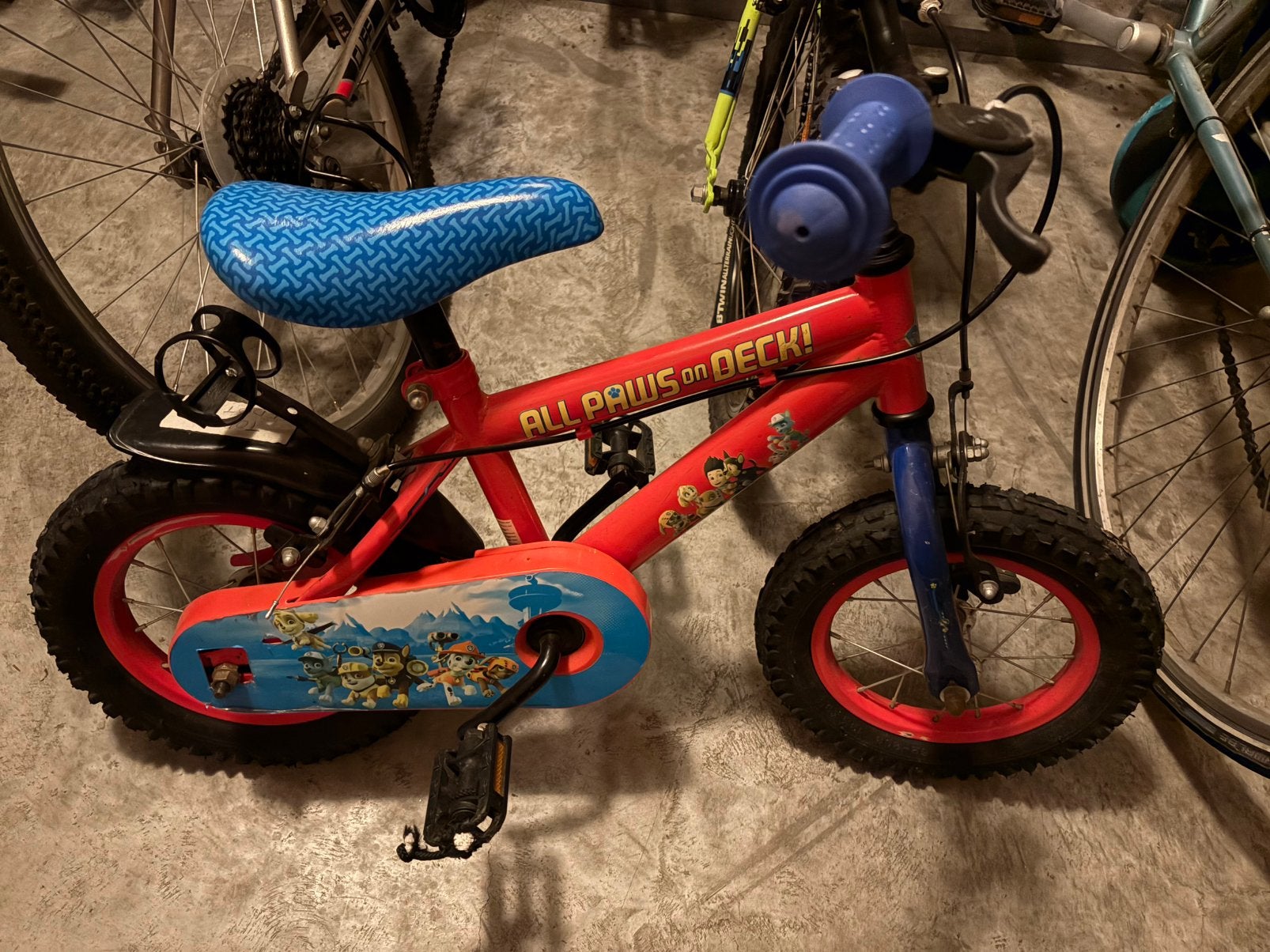 2 Kinderfietsje, Fietsen en Brommers, Ophalen, Gebruikt