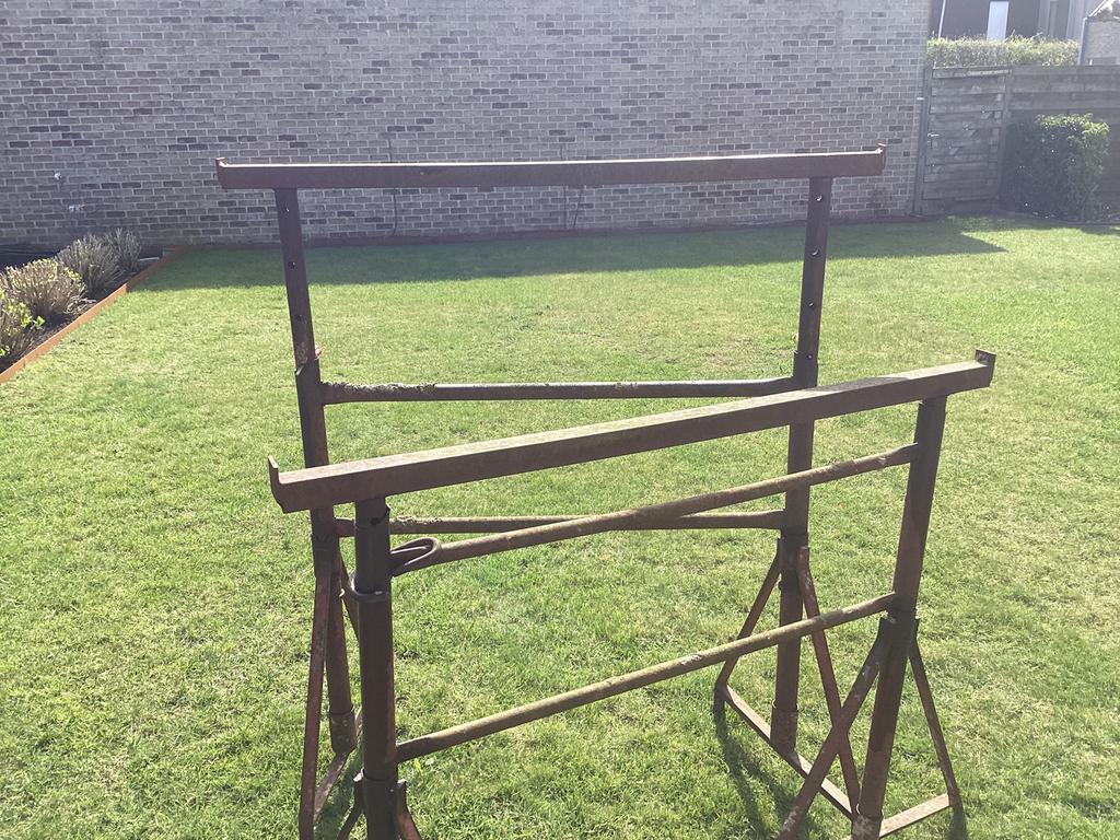 2 bouwsteigers, Doe-het-zelf en Bouw, Ophalen, Gebruikt, Gevelsteiger, Minder dan 2 meter
