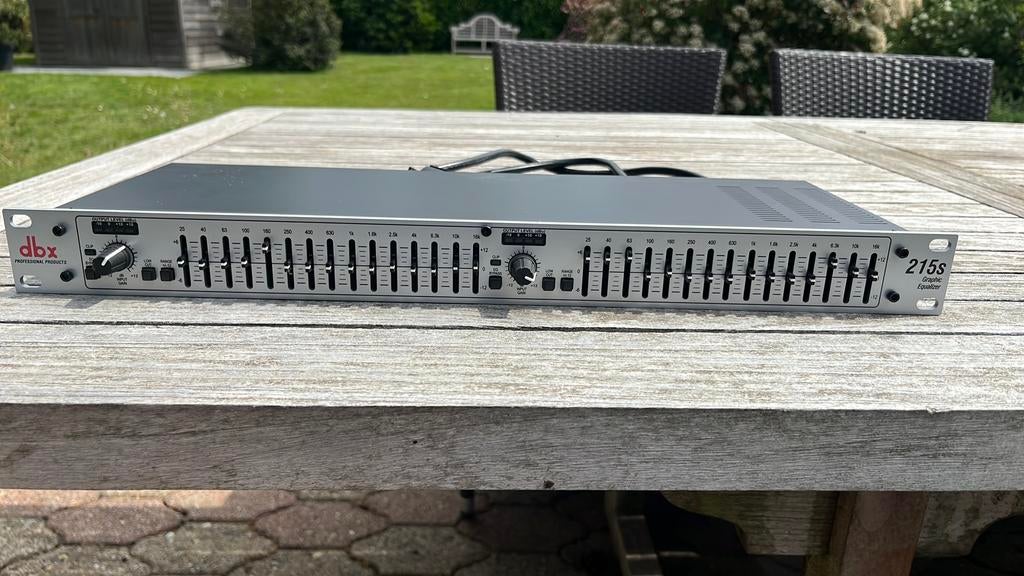 Égaliseur graphique DBX 215S, Musique & Instruments, Amplis | Clavier, Moniteur & Sono, Comme neuf, Enlèvement ou Envoi