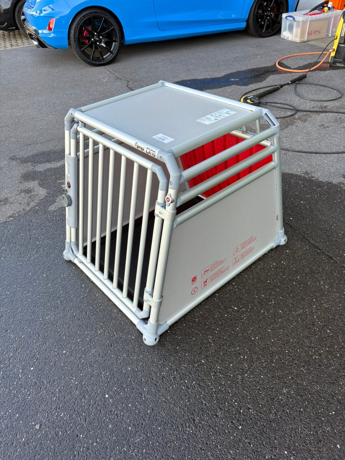 4pets hondenkooi voor auto, Enlèvement, Comme neuf