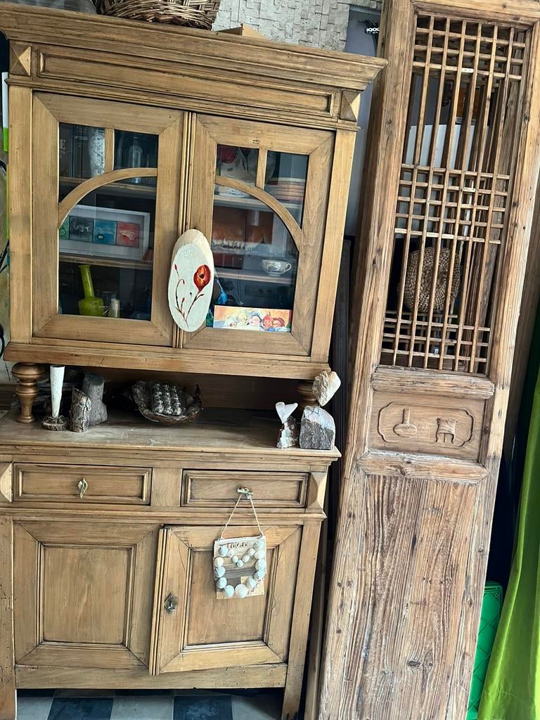 Mooie antiek kast ( vol hout), Huis en Inrichting, Ophalen, Zo goed als nieuw