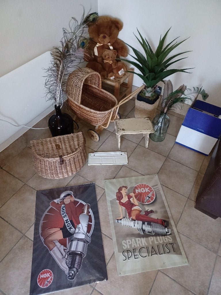 Brocante spullen LOT, Enlèvement