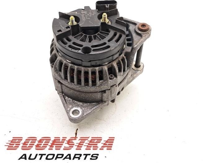 Dynamo d'un Iveco Diversen, Autos : Pièces & Accessoires, Moteurs & Accessoires, -, 3 mois de garantie, Utilisé, -