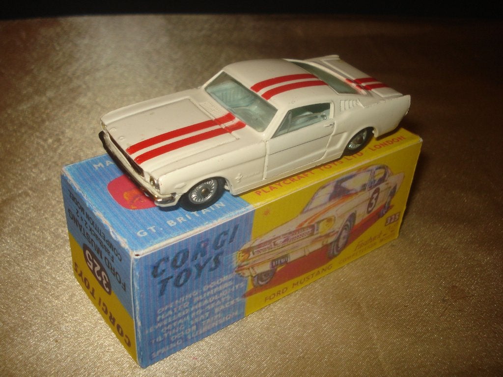 CORGI TOYS Ancienne Ford Mustang Fastback 2 + 2 avec Boîte, Hobby & Loisirs créatifs, Voitures miniatures | 1:43, Comme neuf, Voiture