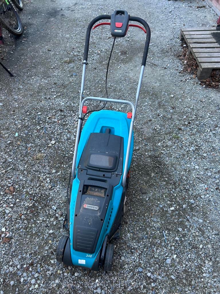Elektrische grasmaaier Gardena 34E, Tuin en Terras, Ophalen, Cirkelmaaier, Elektrische grasmaaier, Zo goed als nieuw