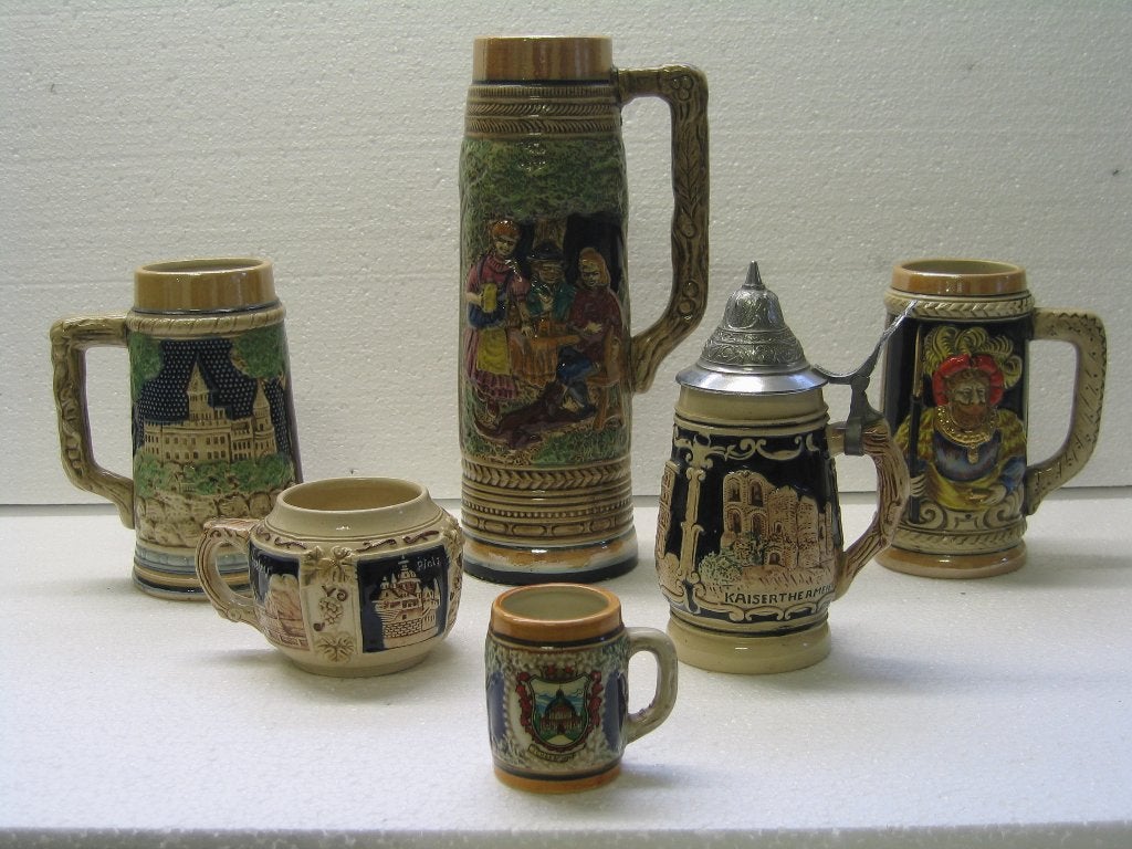 Lot van 6 bierpotten  -  8039, Ophalen