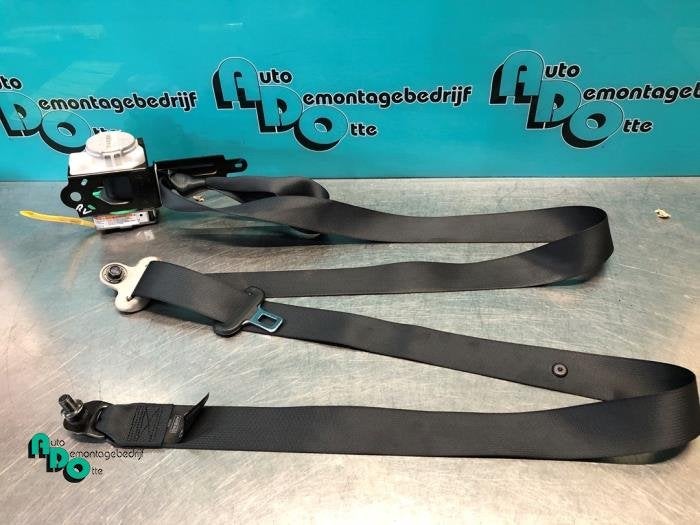 Ceinture de sécurité avant droite d'un Opel Agila (Agila 0, -, Opel, 3 mois de garantie, Utilisé