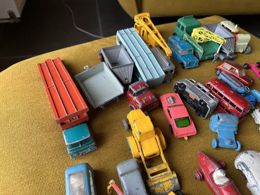 Matchbox - Dinky Toys - Corgi toys auto's, Verzamelen, Ophalen, Gebruikt