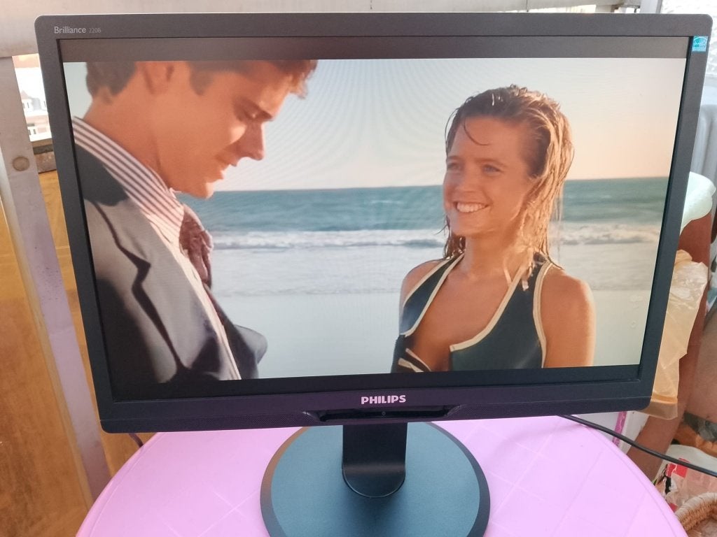 SCHERM PHILIPS 220B2 22" : HDMI/VGA/DVI/USB, audio, Computers en Software, Ophalen, DVI, Zo goed als nieuw, Phillips