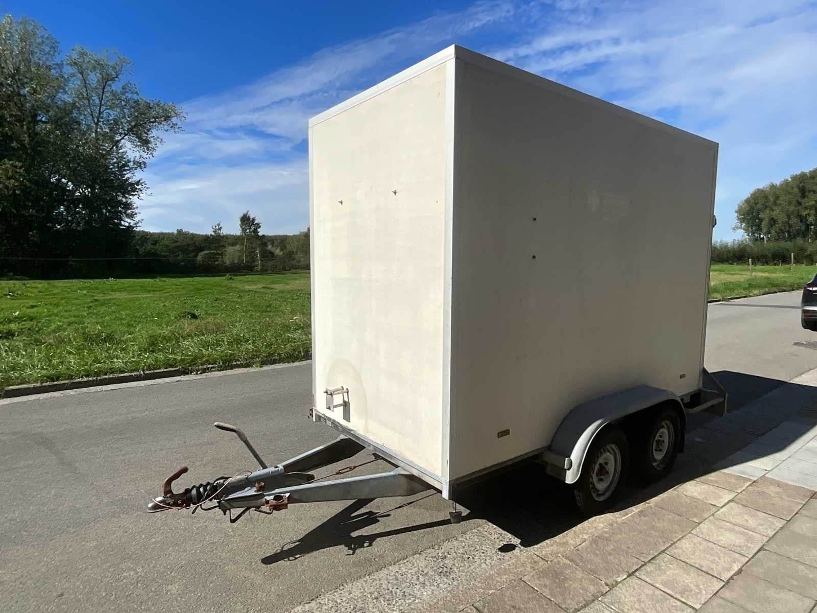 Caravane fermée Happert, Utilisé