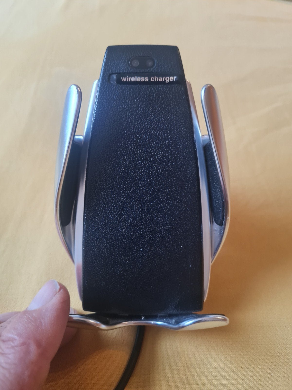 Wireless gsm snelle oplader voor auto, opent automatisch, Ophalen of Verzenden, Zo goed als nieuw