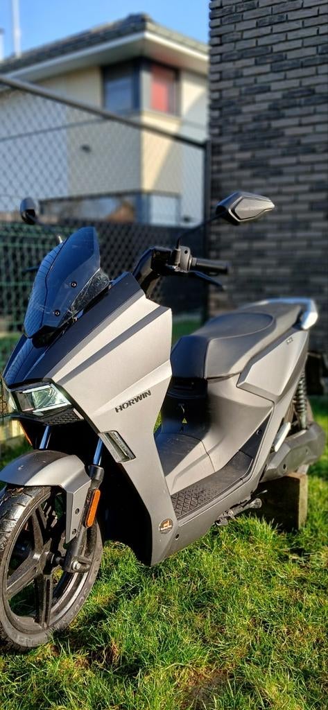 Démarrage et conduite du Horwin sk3 +-800KM BJ 2024, Vélos & Vélomoteurs, Scooters | Marques Autre, Horwin, Comme neuf, Enlèvement