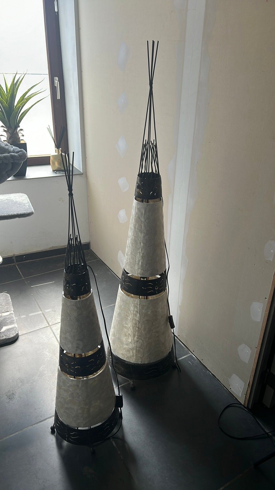 2 zeer mooie staanlampen met telkens 2 lichtpunten, Ophalen, Zo goed als nieuw