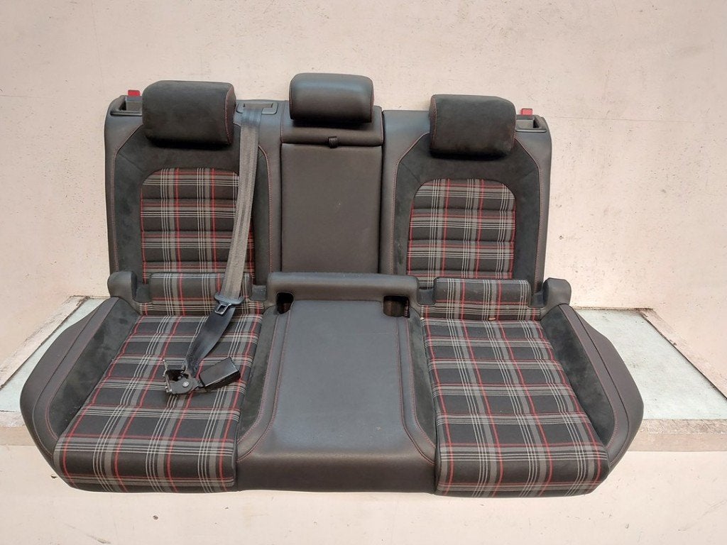 BANQUETTE ARRIÈRE Volkswagen Golf VII (AUA), Volkswagen, Volkswagen AG, Utilisé, Kundenbetreuung@volkswagen.de