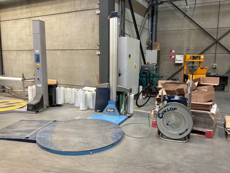 Cyklop 11 215 70 Enrouleuse de palettes, Articles professionnels, Machines & Construction | Industrie & Technologie