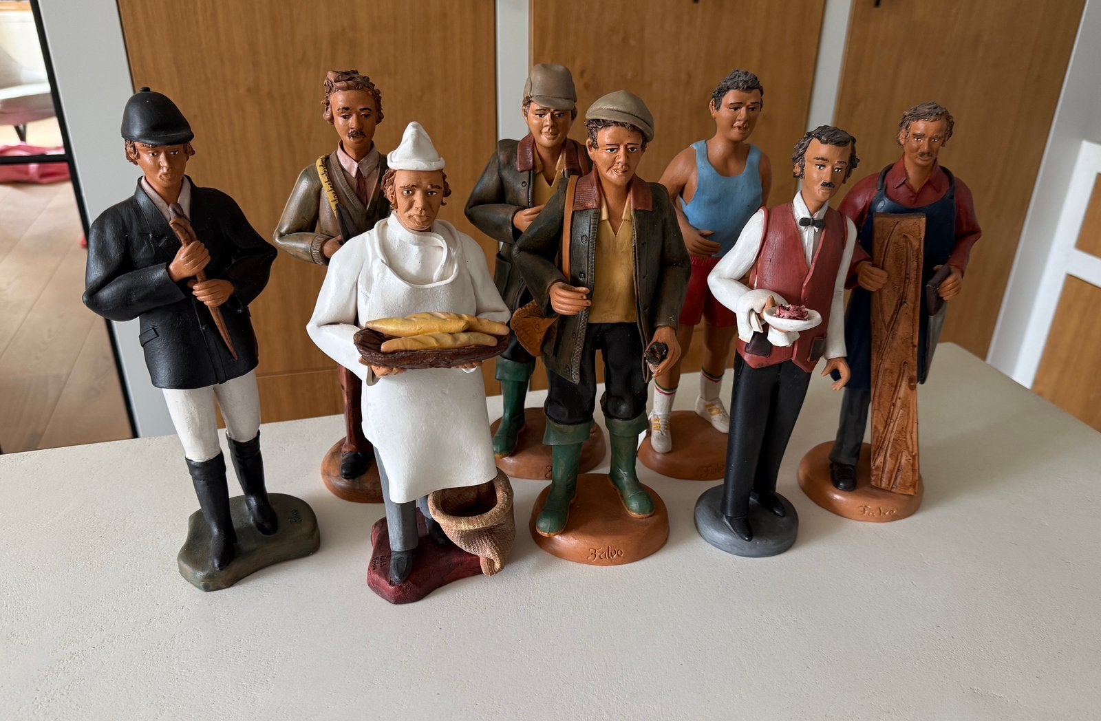Beroepsbeelden Falvo terra cotta, keramiek, Ophalen of Verzenden, Nieuw