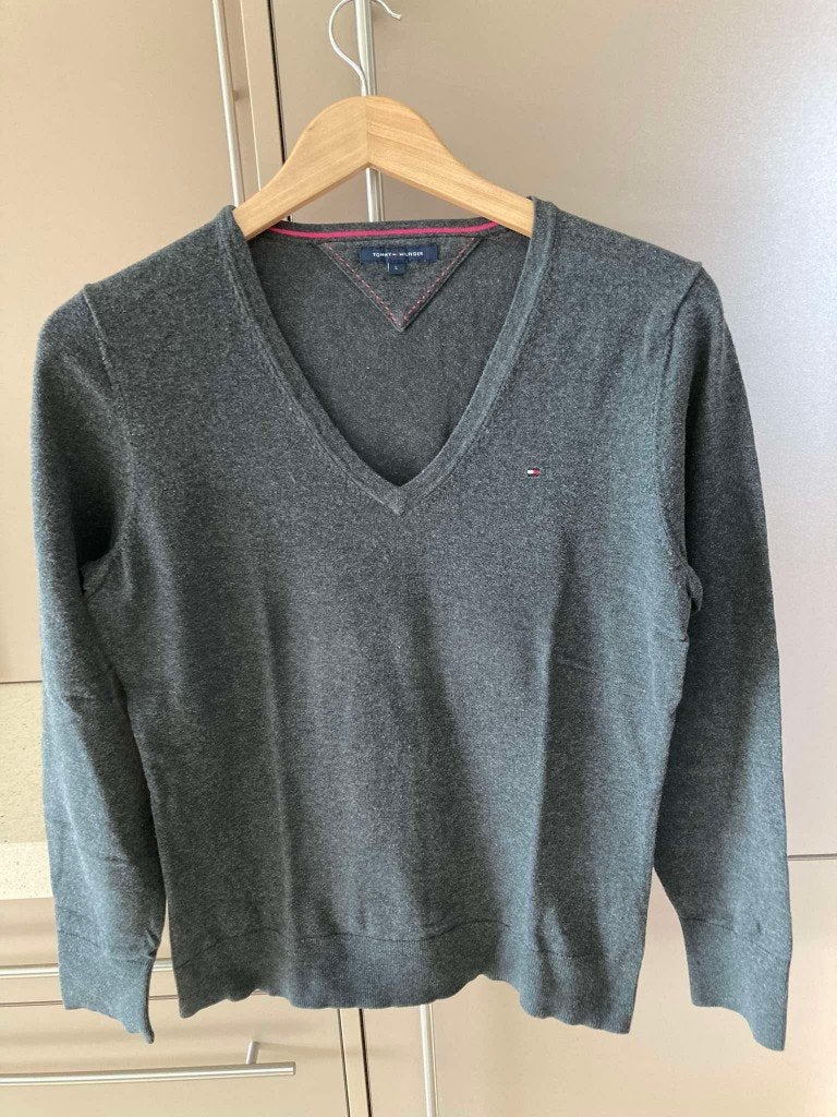 Tommy Hilfiger pull maat large (maat 40) grijs, Gris, Enlèvement ou Envoi, Porté, Taille 38/40 (M)