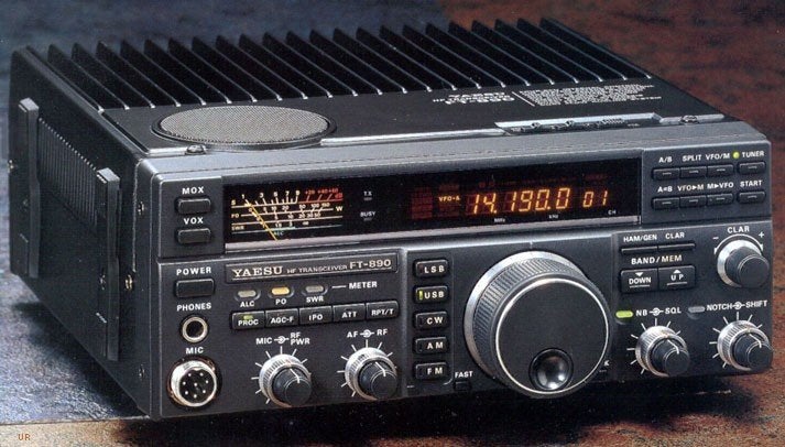 Recherche un yaesu ft 890 ou ft 840, Télécoms, Émetteurs & Récepteurs, Utilisé