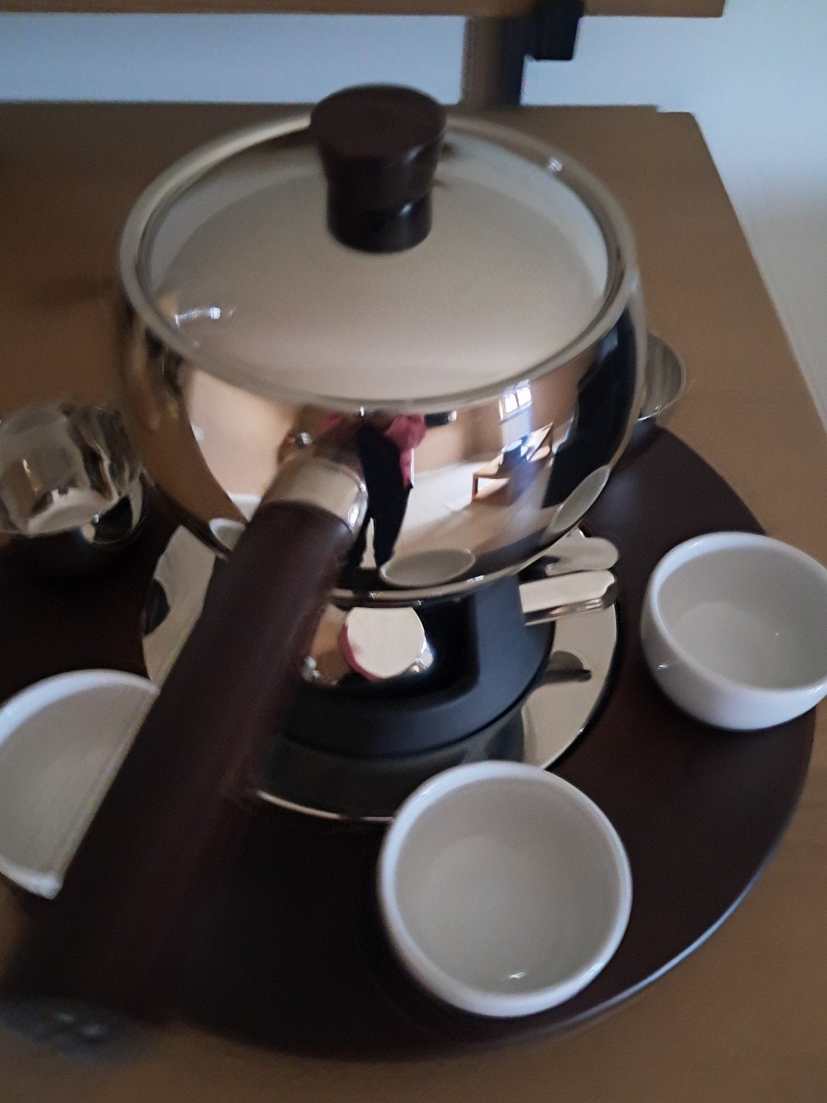 alessi fondue set met draaiplateau, Ophalen